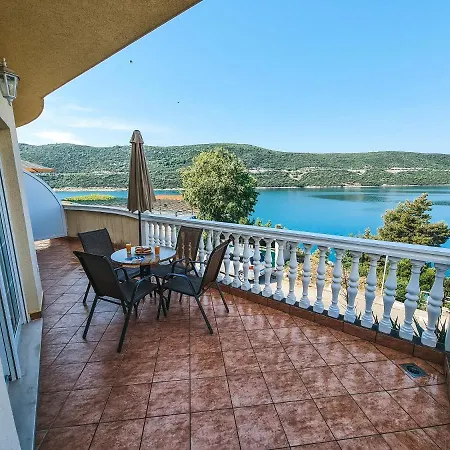 Villa Amfora דירה