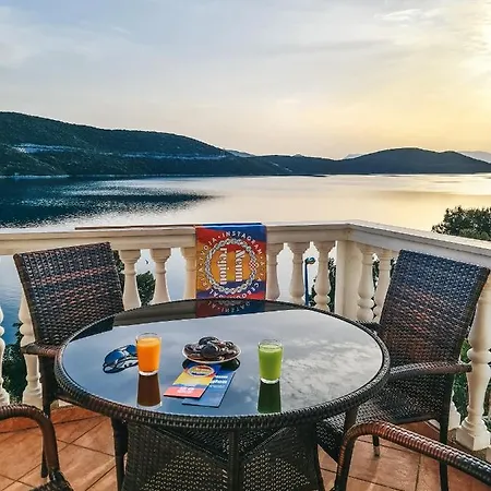 Villa Amfora *