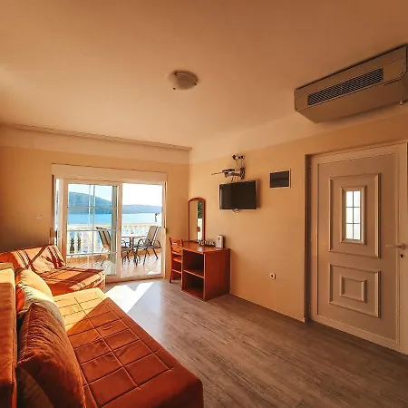 Villa Amfora דירה נאום